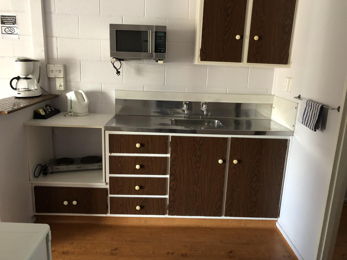 Gibson Court Motel Роторуа Екстериор снимка